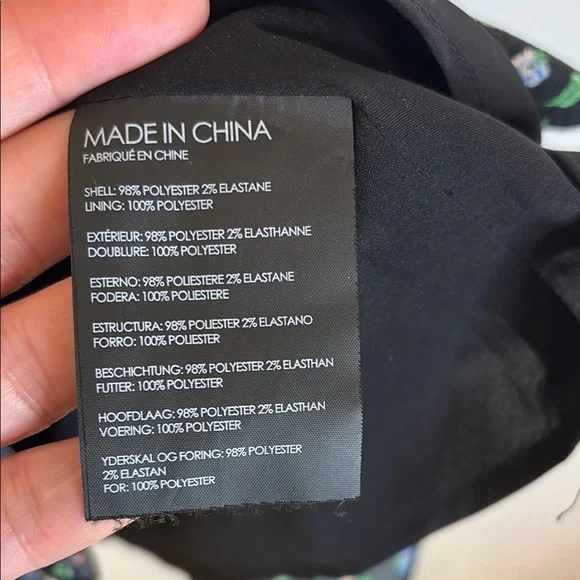 Club Monaco Floral Black Skirt - Picture 4 of 4